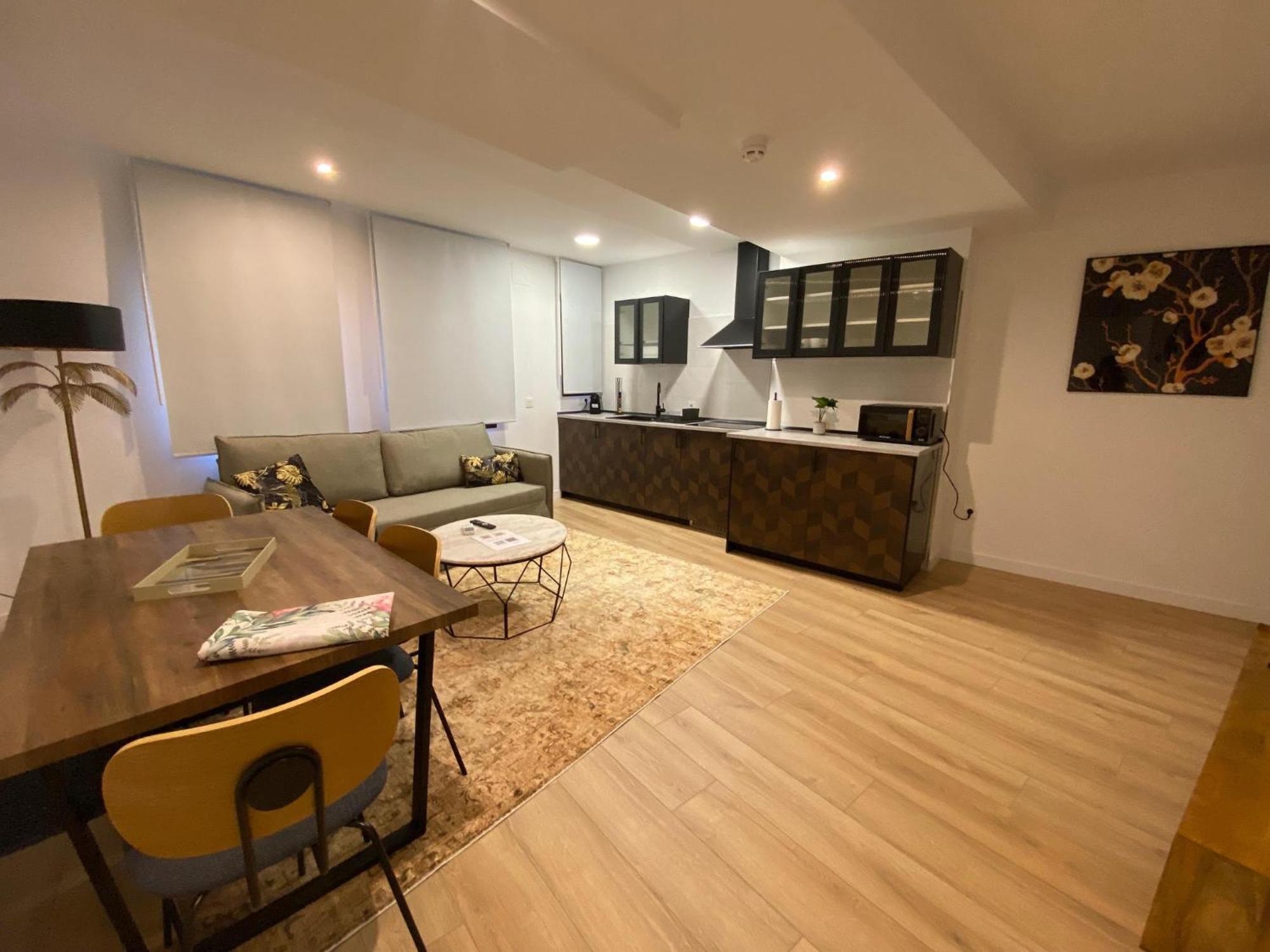 Apartamentos Penalara เซโกเวีย ภายนอก รูปภาพ