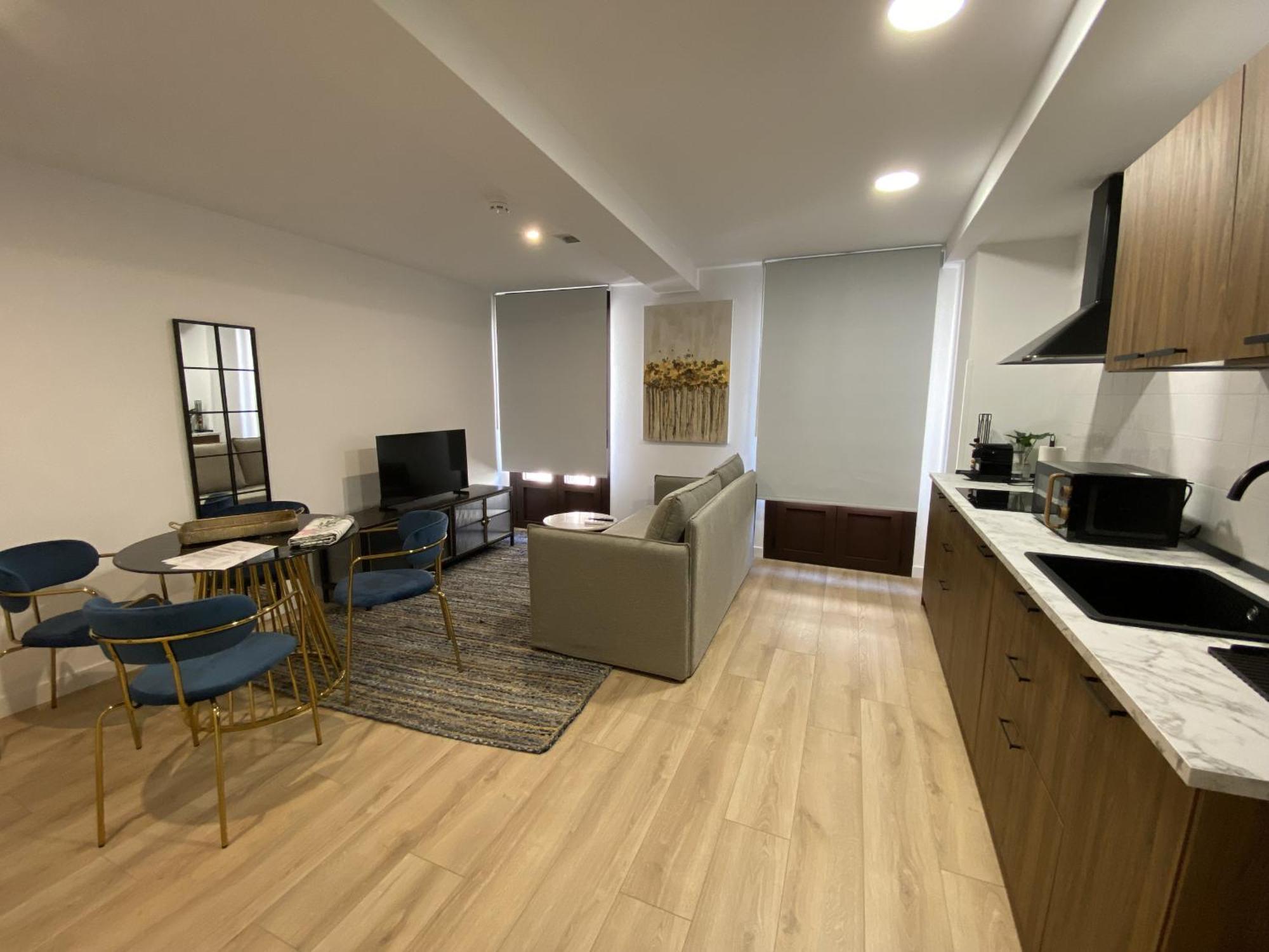 Apartamentos Penalara เซโกเวีย ภายนอก รูปภาพ