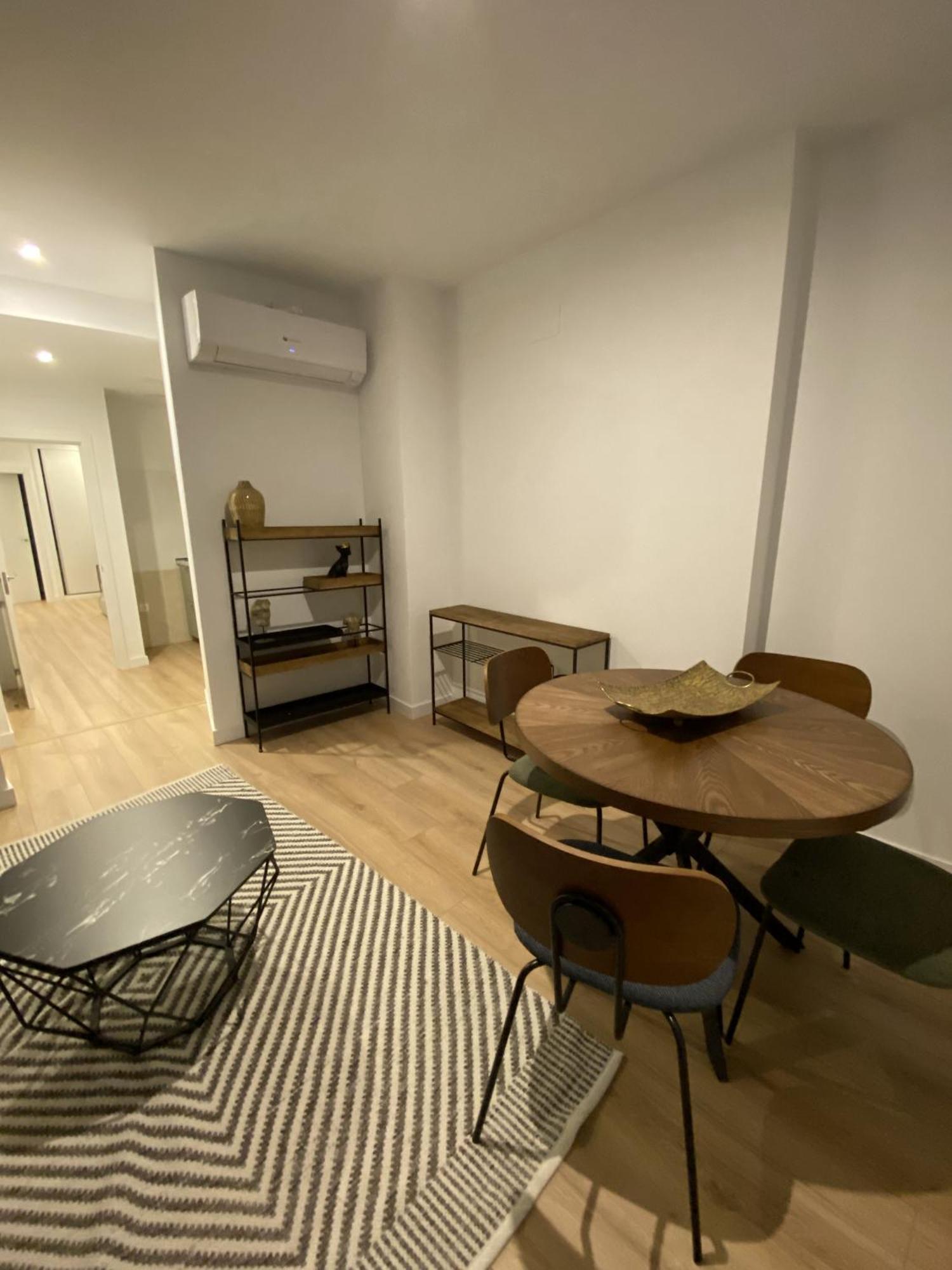 Apartamentos Penalara เซโกเวีย ภายนอก รูปภาพ