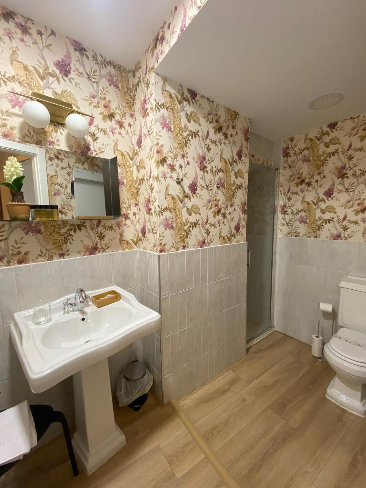 Apartamentos Penalara เซโกเวีย ภายนอก รูปภาพ